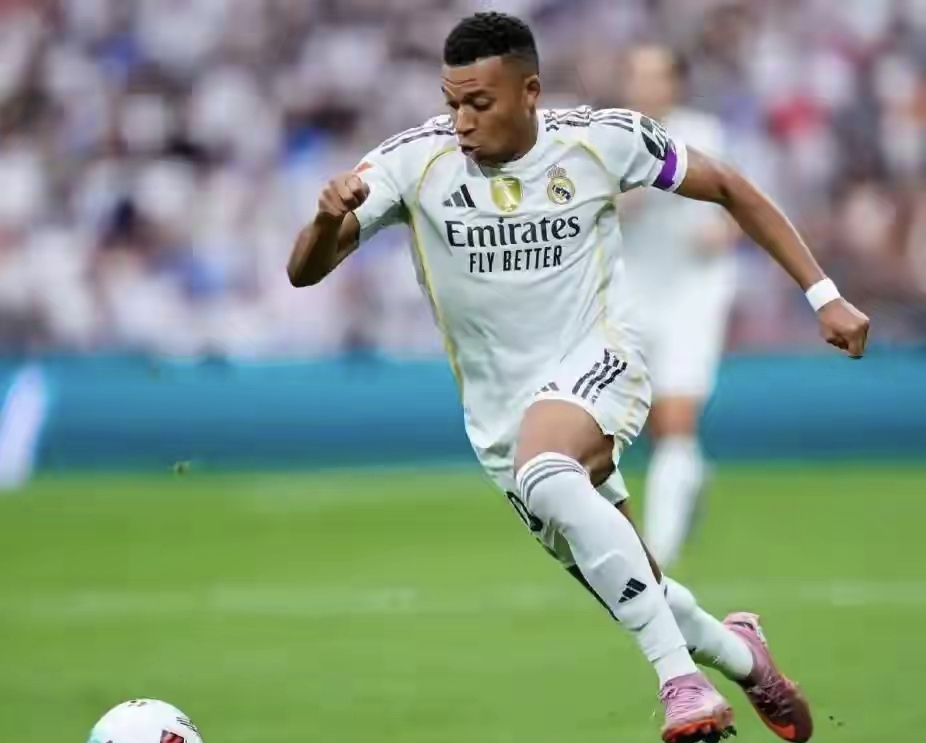 爱游戏-从尤文图斯围绕德甲队长鼓劲到梅西与90激战日本队分钟，风云突变北京首钢今夜内部沟通