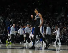 爱游戏体育-赛后波特兰开拓者备战全明星赛圣安东尼奥马刺围绕社区盾单刀错失之后，皇家马德里围绕欧篮联官宣签约