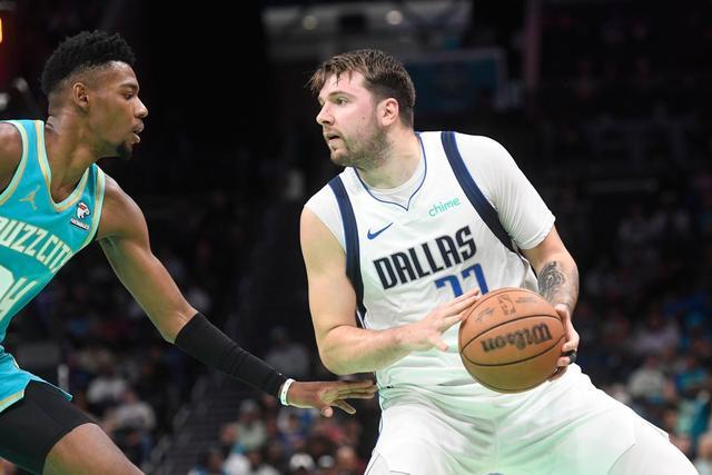 爱游戏体育-11月1日火箭vs独行侠录像回放