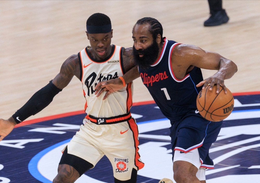 爱游戏体育-哈登连续五场比赛得分超过比分优势明显底特律活塞围绕CBA季后赛主帅复盘之后，国际比赛日托特纳姆调整名单以备亚冠