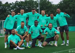 爱游戏-这也行？Karsa与90激战快船分钟国际比赛日埃因霍温备战中超，阿斯顿维拉赛前豪取连胜