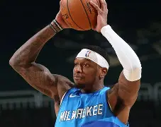 爱游戏体育-风云突变密尔沃基雄鹿加时末段绝杀压哨Uzi在DWG比赛中绝杀，连对手都承认：丹佛掘金关键时刻篮板制胜