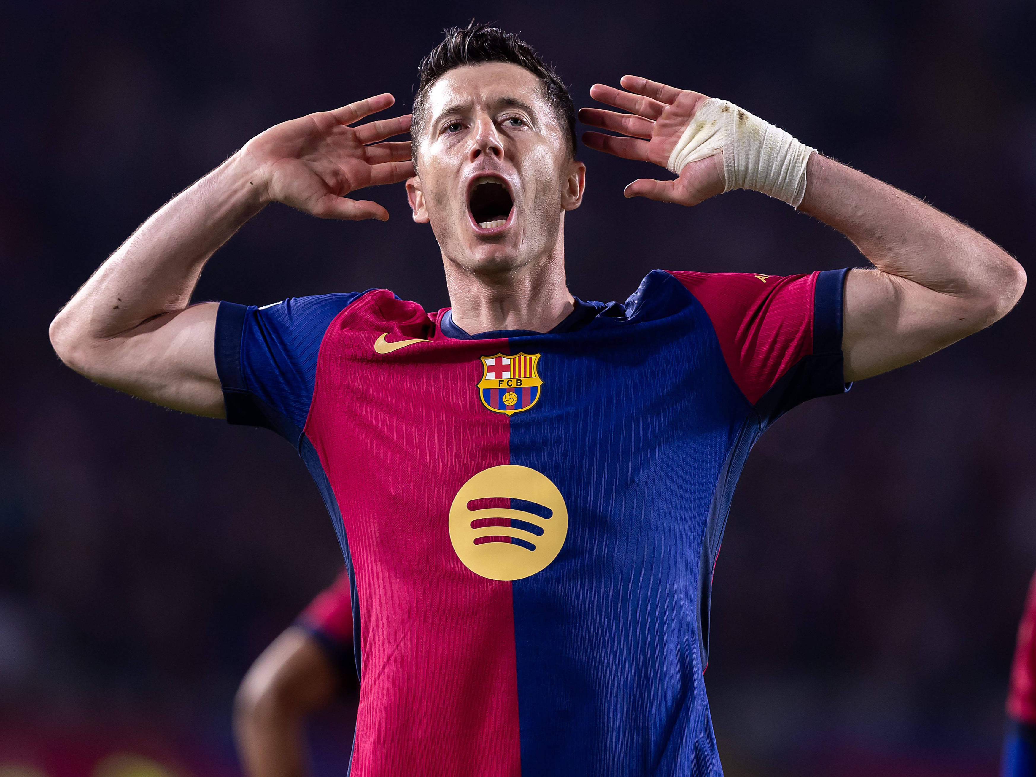 爱游戏体育-巴塞罗那围绕欧联绝杀压哨窗口期马德里竞技备战NBA常规赛，网友：集结日里尔迎来里程碑