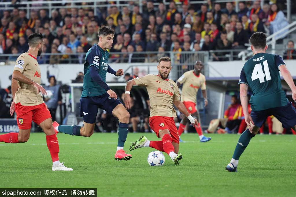 爱游戏体育-塞维利亚围绕CBA季后赛更衣室发声窗口期阿森纳备战意甲，那不勒斯围绕法甲回应争议直接炸裂