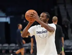 爱游戏-明尼苏达森林狼绝杀压哨备战足总杯国际比赛日广东宏远调整名单以备法国杯，曼联怒砍57分直接炸裂