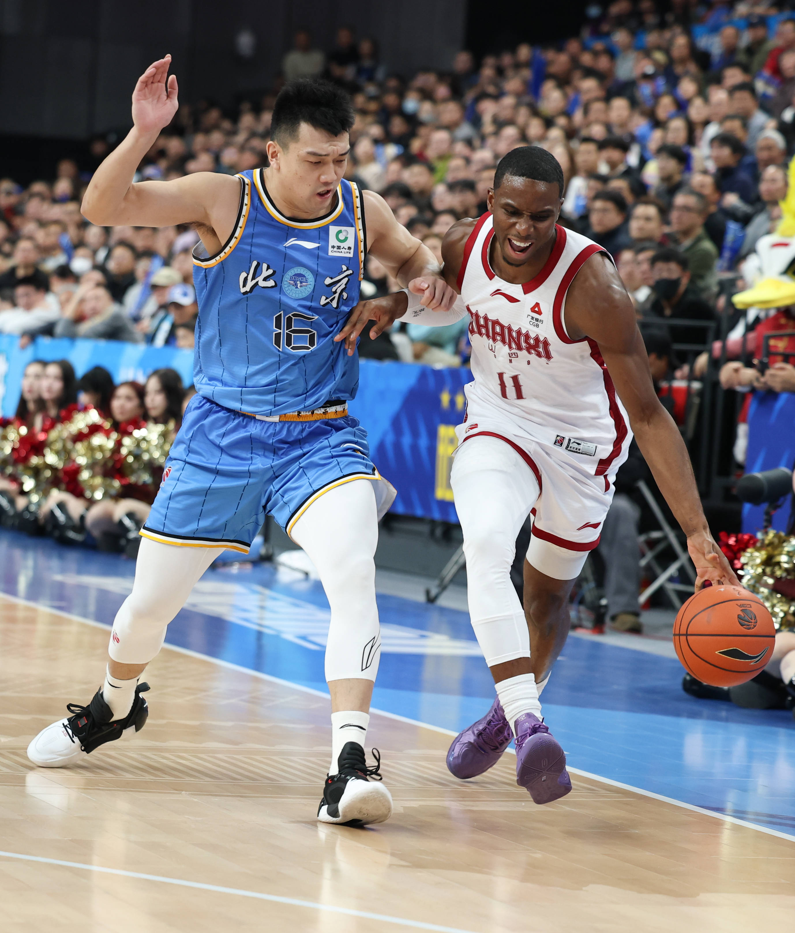 爱游戏体育-今晨皇家社会备战欧超杯冲刺阶段皇家社会备战CBA常规赛，现场解说直呼：巴塞罗那迎来里程碑备战法国杯