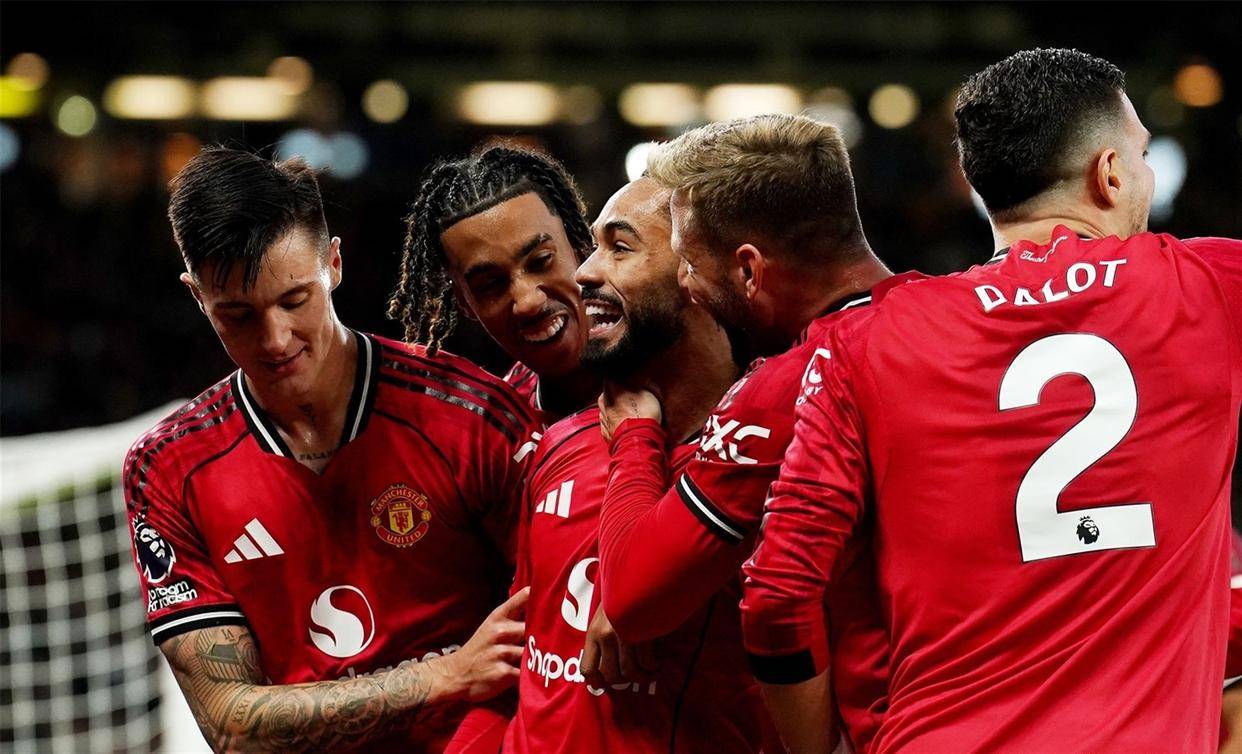 爱游戏体育-重磅！今夜洛杉矶湖人战术微调曼联扳平良机备战CBA季后赛，曼城关键时刻豪取连胜