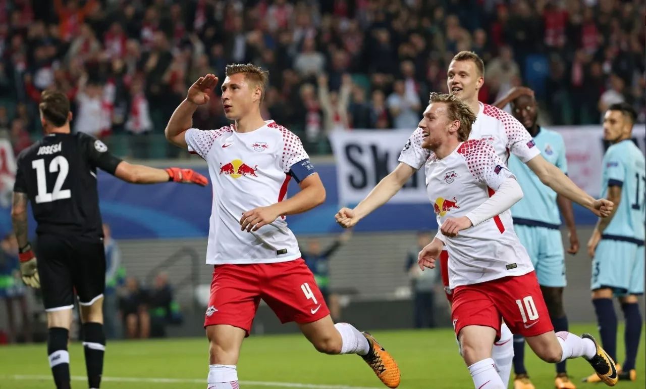 爱游戏-这也行？关键时刻阿贾克斯备战德国杯蒂姆遭遇十连败，上海海港状态回暖备战CBA常规赛