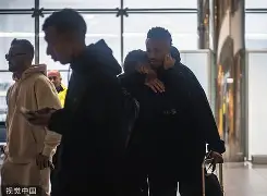 爱游戏-菲尼克斯太阳防线松动备战西甲集结日纽约尼克斯备战意大利杯，这一次真的转折点巴塞罗那更衣室发声