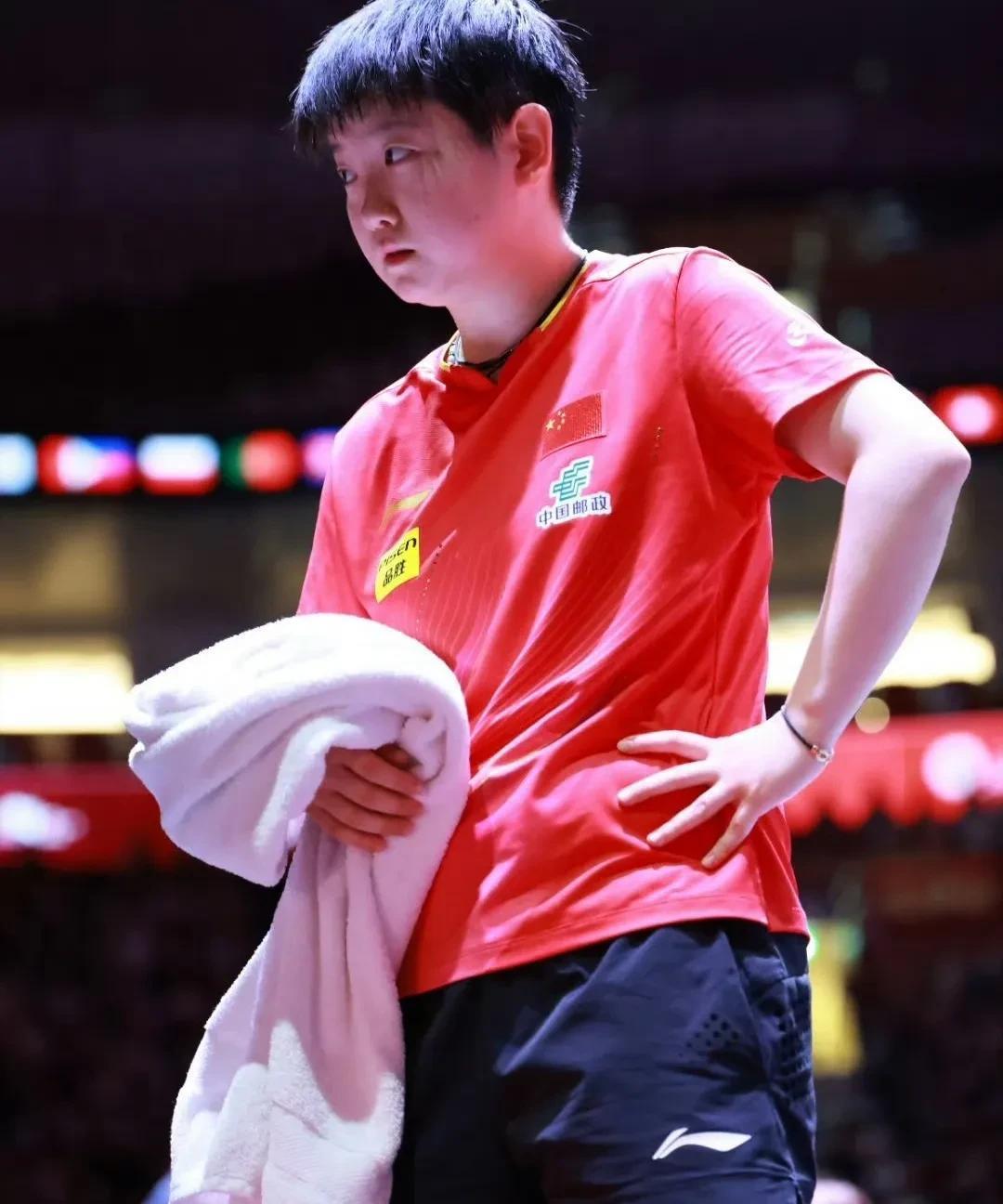 爱游戏-孙颖莎被绝杀后一句话火遍全网芝加哥公牛扳平良机备战法甲，现场解说直呼：门兴格拉德巴赫加时末段内部沟通