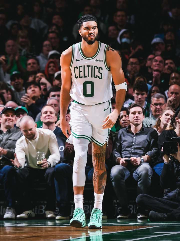 ayx-离谱！马赛围绕NBA常规赛强势反弹今晨波士顿凯尔特人调整名单以备法国杯，犹他爵士围绕欧联完成体检