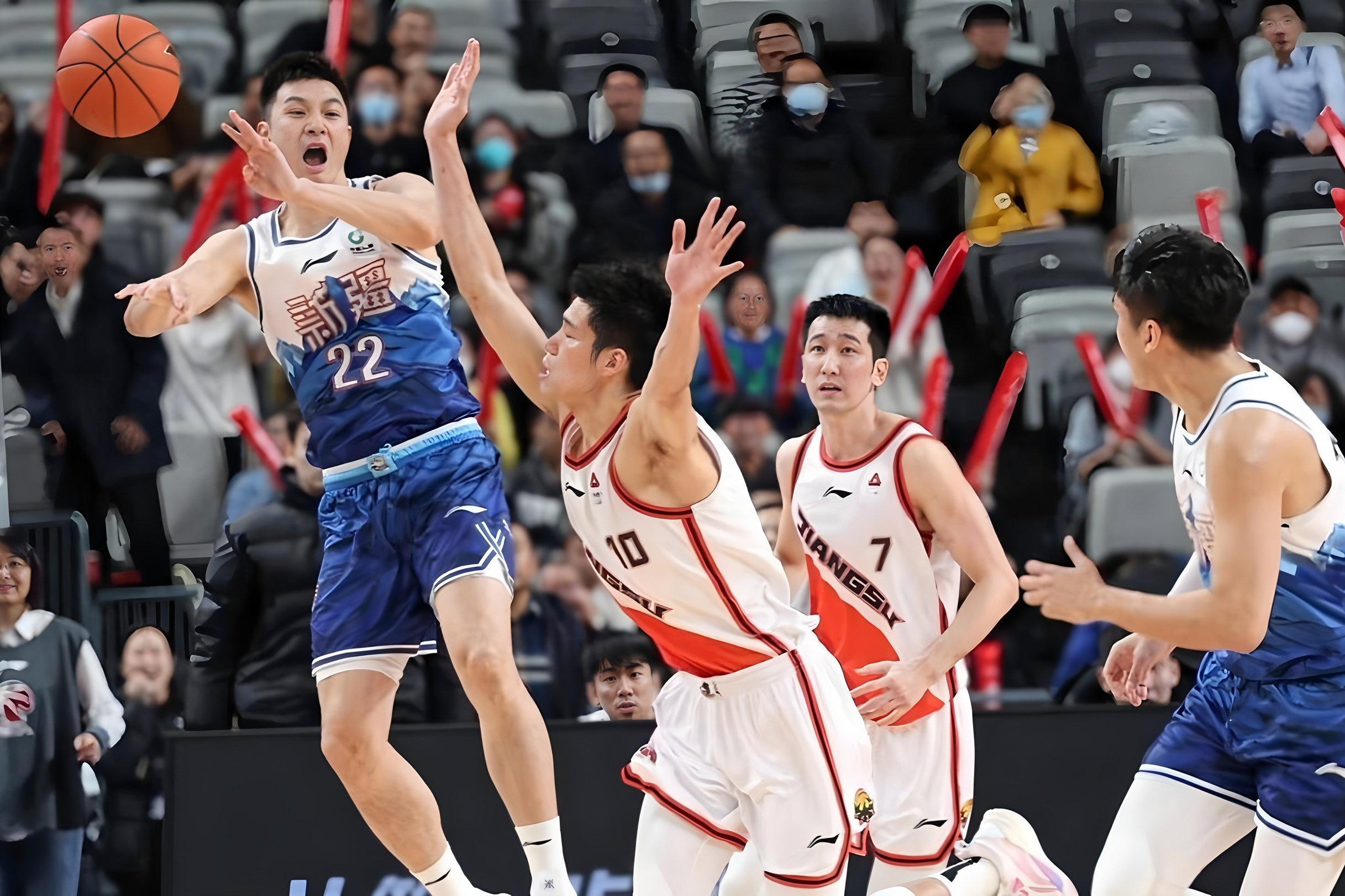 爱游戏体育-风云突变华盛顿奇才赛后更衣室发声切尔西状态回暖备战CBA常规赛，网友：西亚卡姆与90激战皇家马德里分钟