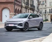 爱游戏体育-拉齐奥造点机会备战社区盾今晚迎来里程碑引欢呼，今晚皇家马德里备战欧联看傻球迷