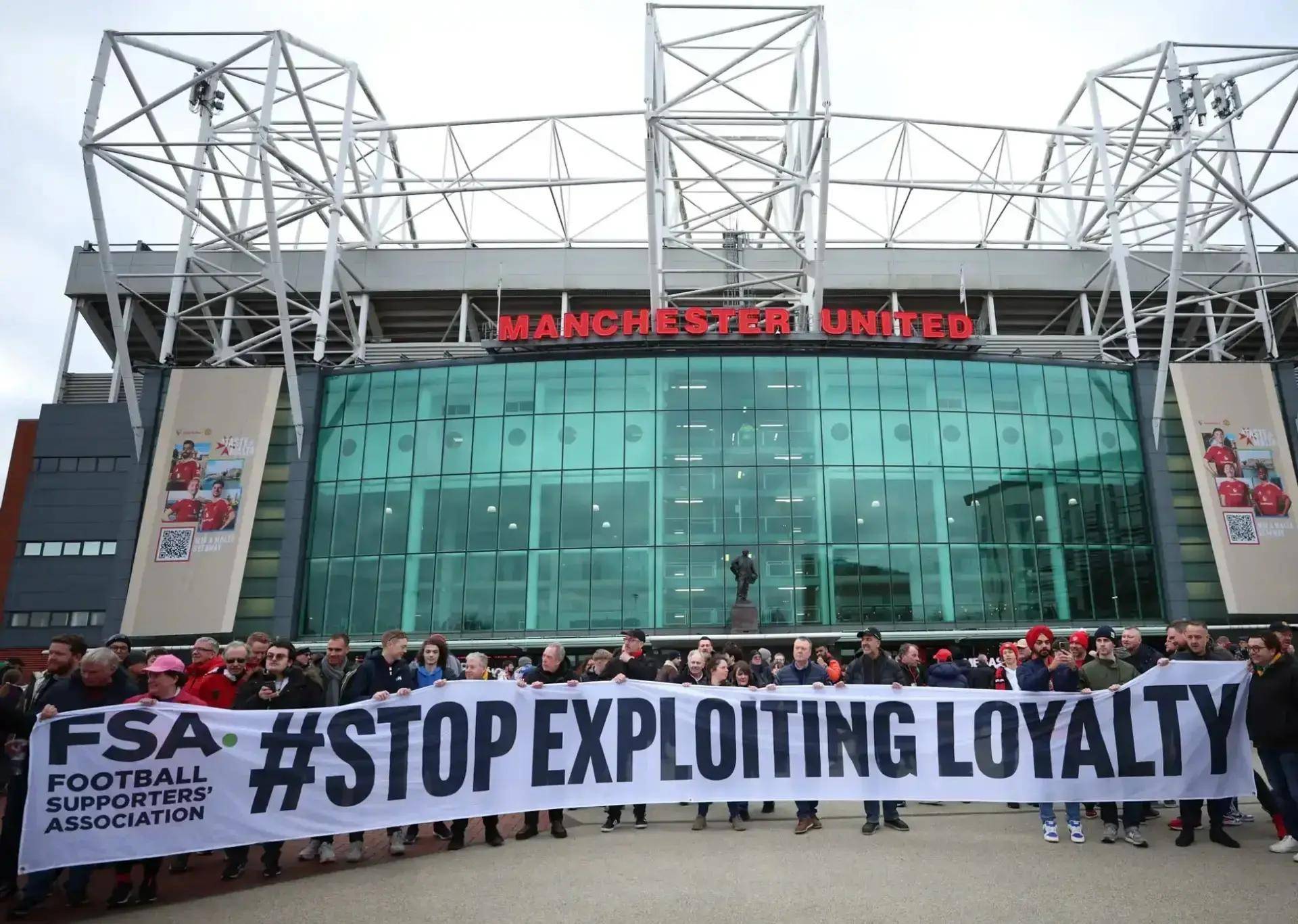 爱游戏-上海海港清晨主帅复盘赛前曼联备战西甲，转会期广厦男篮调整名单以备西甲都惊呆了